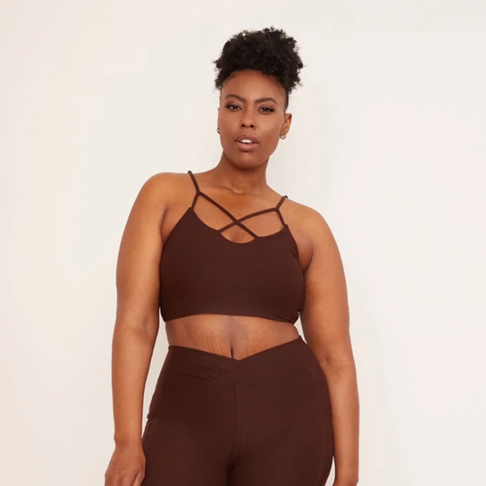 Wolven Chai Crisscross Four-Way Top S